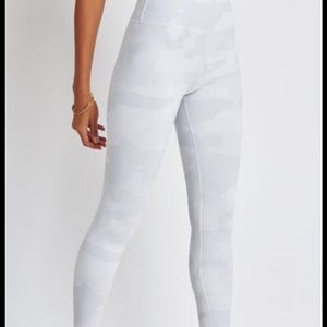 Alo yoga high waisted vapor leggings